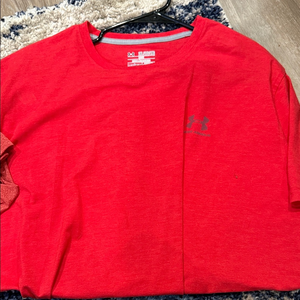 Under Armour Scarlet Crew Neck Tee